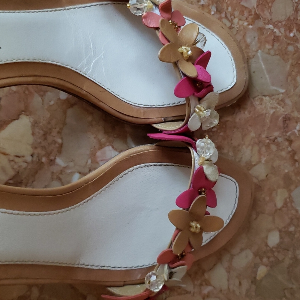 Sandals - Picture 6 of 16